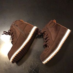 Brown casual shoes perfect for any event